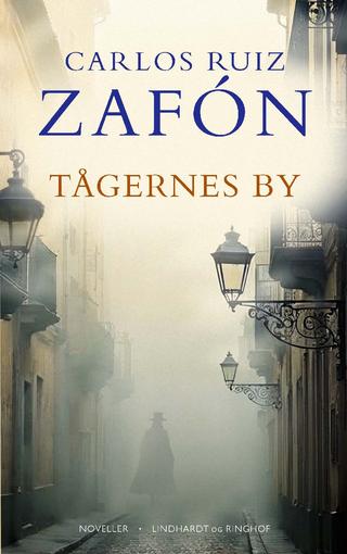 Omslaget til Tågernes by af Carlos Ruiz Zafón